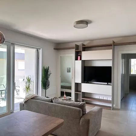 Attico Di Lusso Nuova Costruzione - Residenza Di Prestigio A アパート