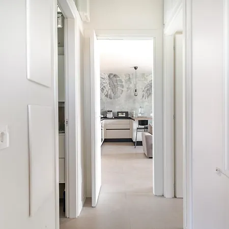 Attico Di Lusso Nuova Costruzione - Residenza Di Prestigio A アパート *